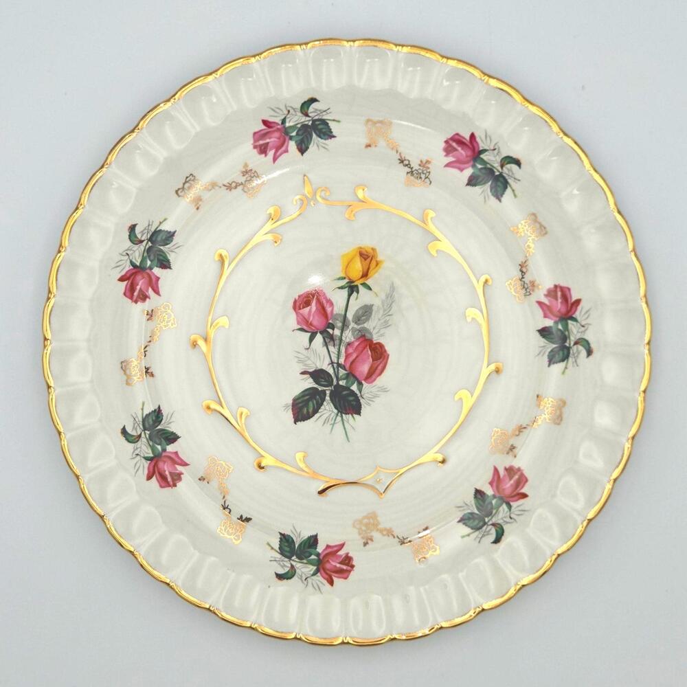 Vintage Wood & Sons Avon Plate • Alpine White Ironstone